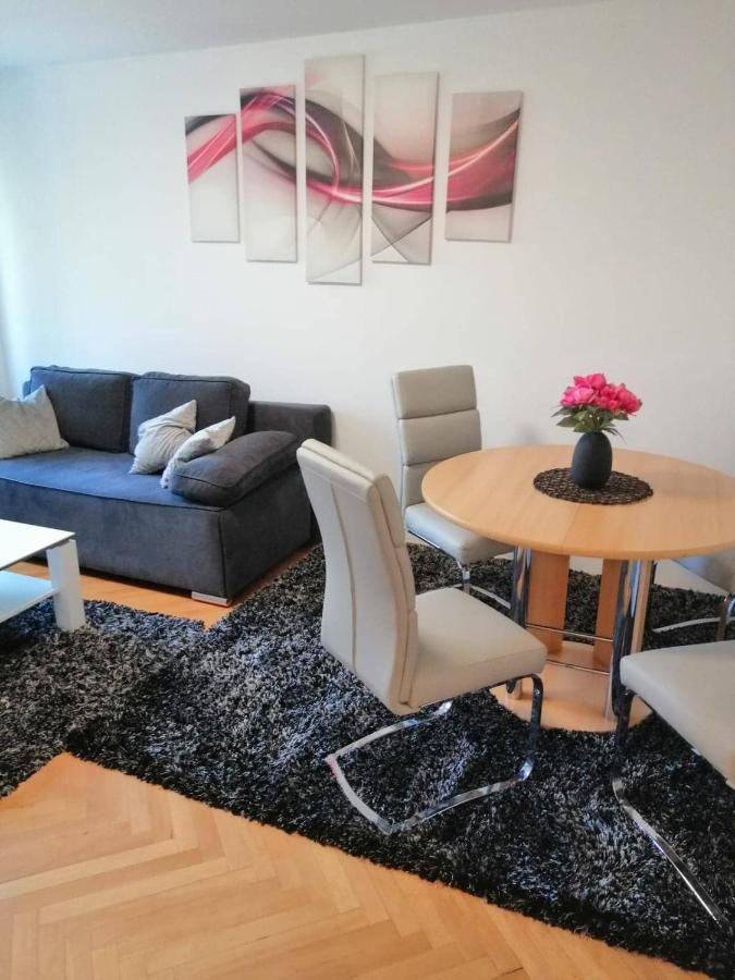 Apartman D&D*** Varaždin Exteriör bild