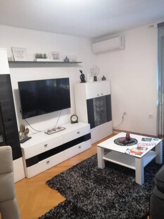 Apartman D&D*** Varaždin Exteriör bild